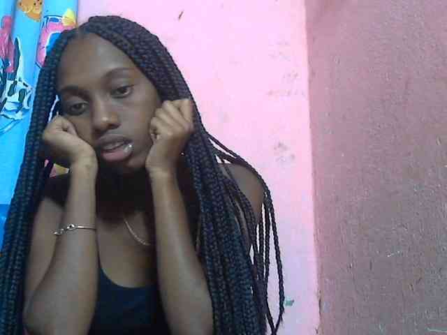 Marceliahh webcam
