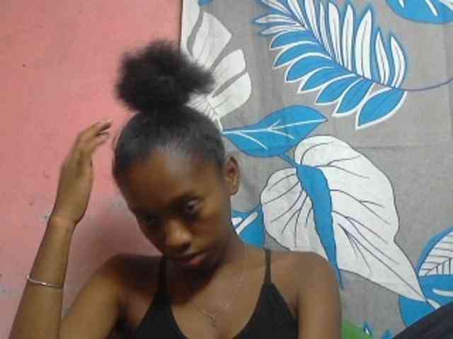 Marceliahh webcam
