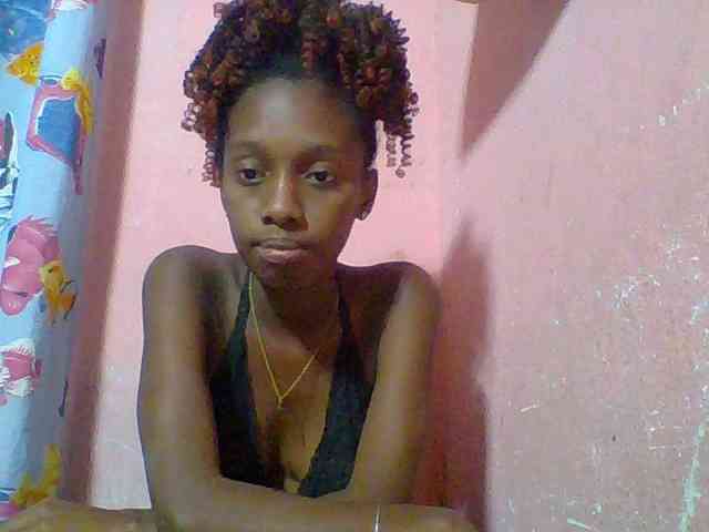 Marceliahh webcam
