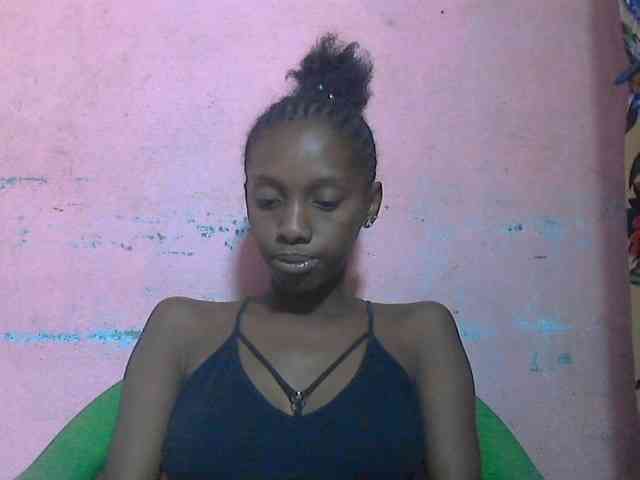 Marceliahh webcam