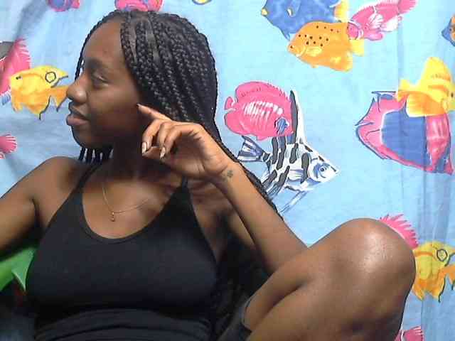 Marceliahh webcam