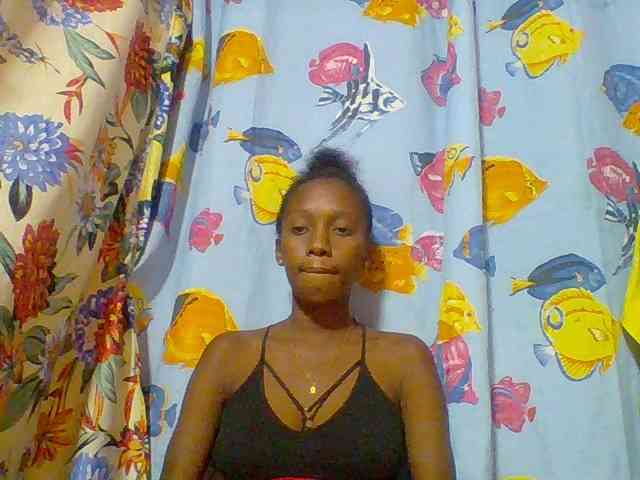 Marceliahh webcam