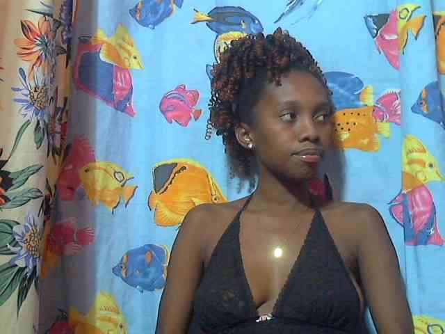 Marceliahh webcam