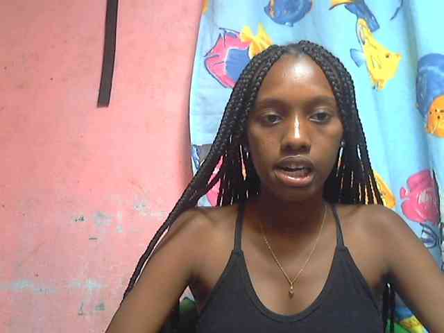 Marceliahh webcam
