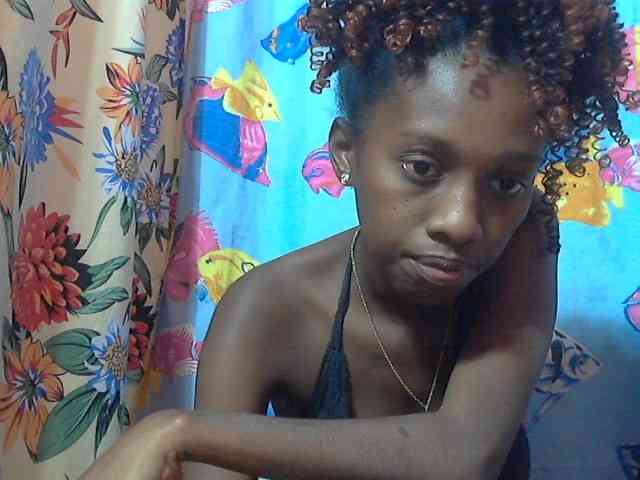Marceliahh webcam