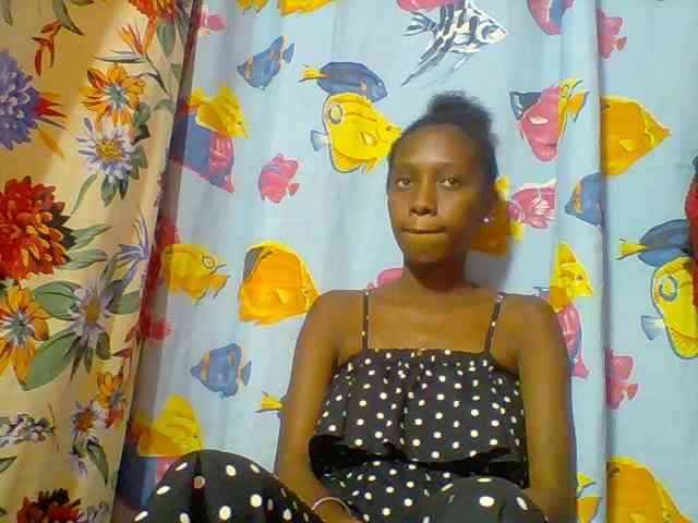 Marceliahh webcam