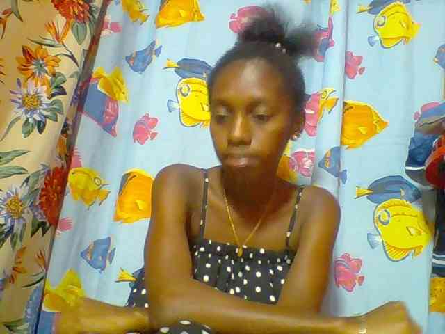 Marceliahh webcam