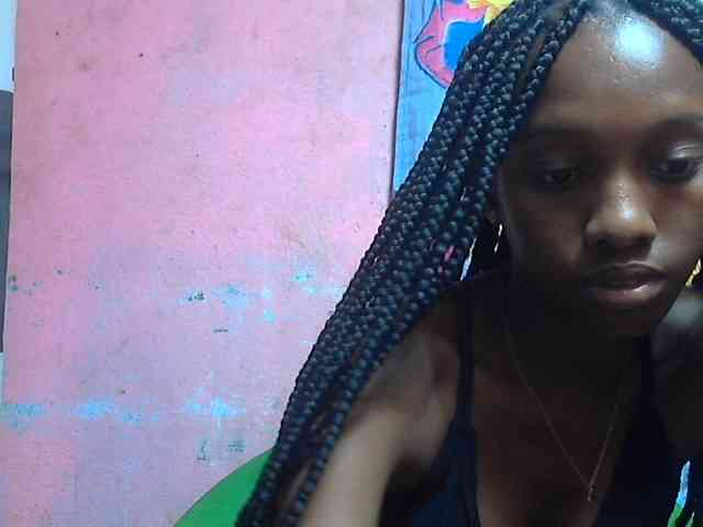 Marceliahh webcam