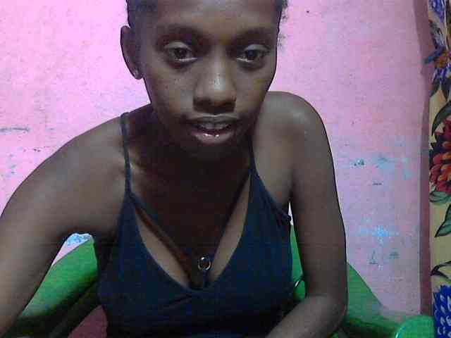 Marceliahh webcam