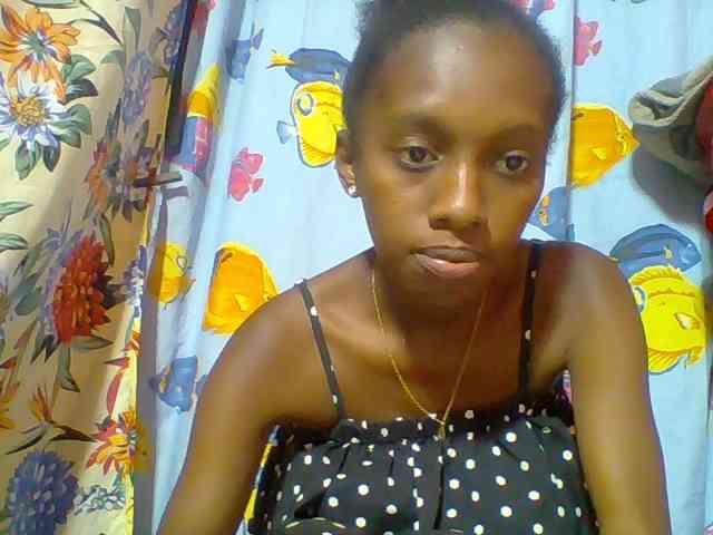 Marceliahh webcam