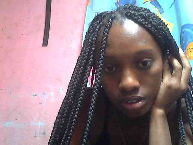 Marceliahh webcam