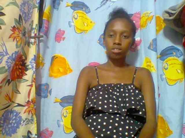 Marceliahh webcam