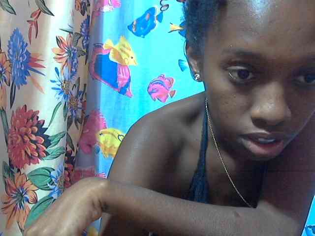 Marceliahh webcam