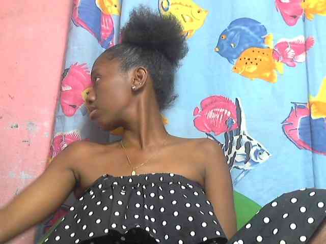 Marceliahh webcam