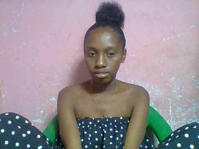 Marceliahh webcam