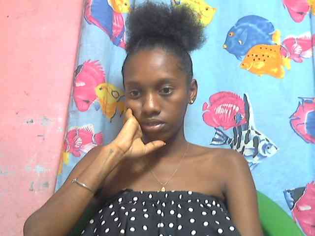 Marceliahh webcam