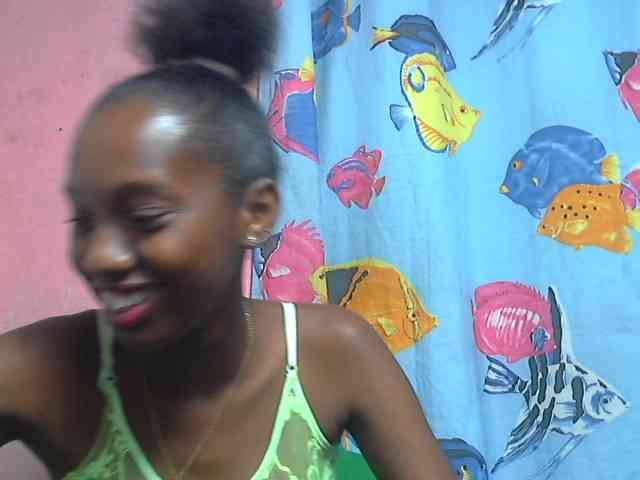 Marceliahh webcam