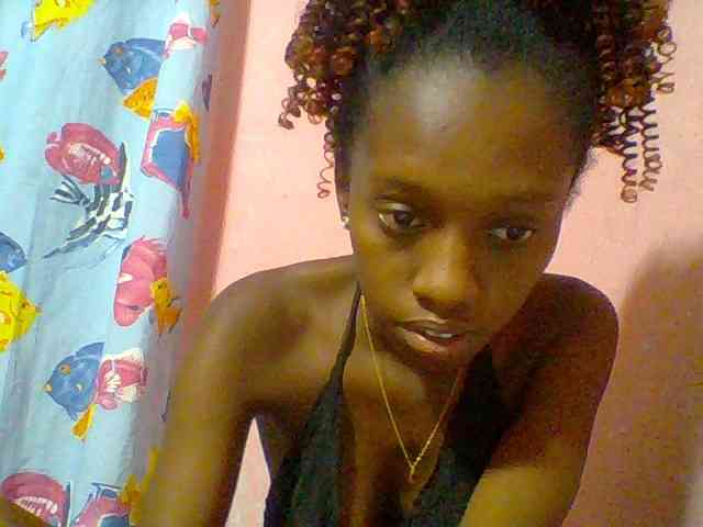 Marceliahh webcam