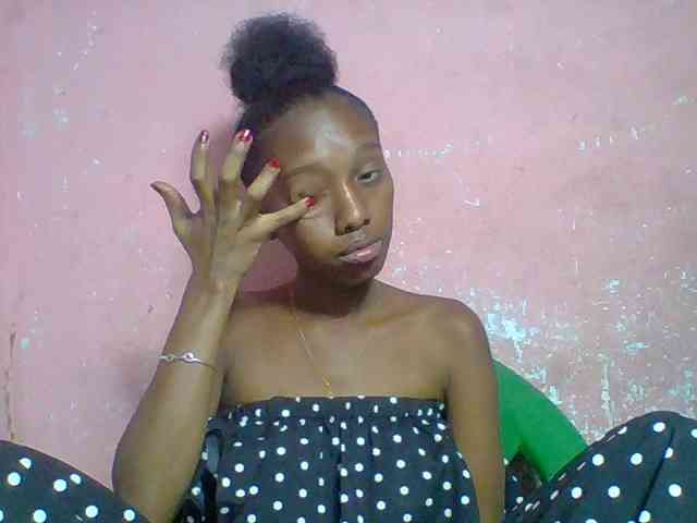 Marceliahh webcam