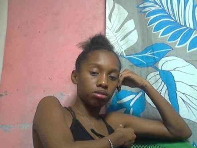 Marceliahh webcam