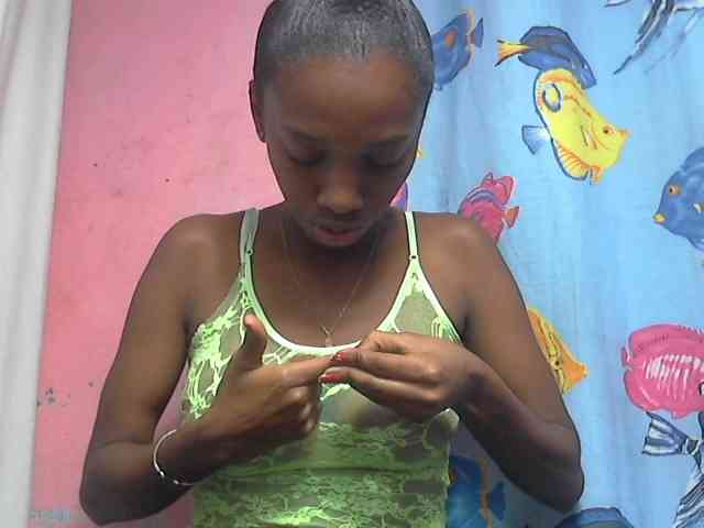 Marceliahh webcam