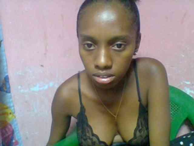 Marceliahh webcam