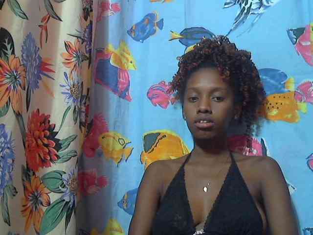Marceliahh webcam