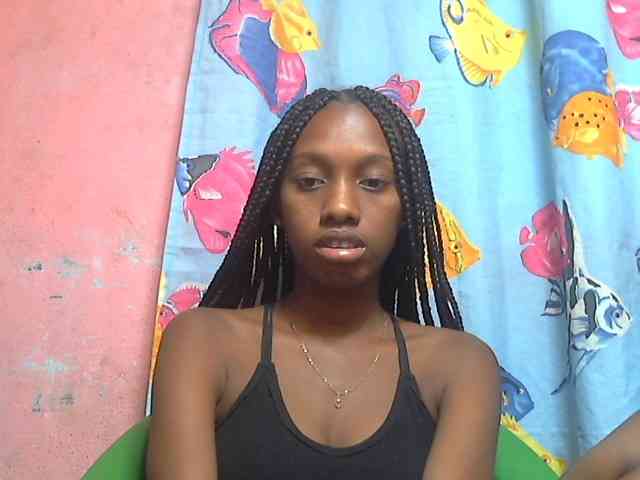 Marceliahh webcam