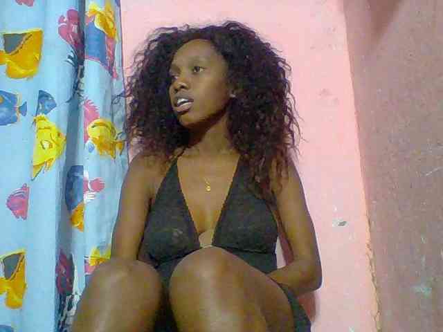 Marceliahh webcam