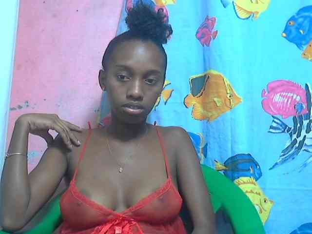 Marceliahh webcam