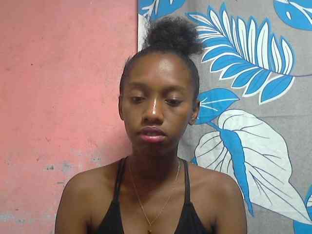 Marceliahh webcam