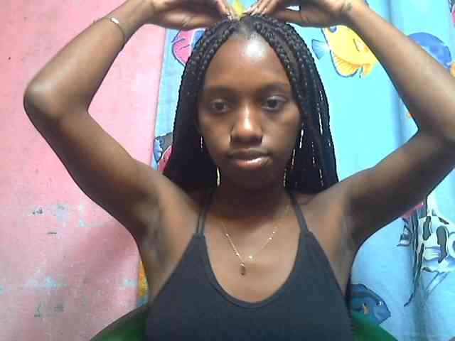 Marceliahh webcam