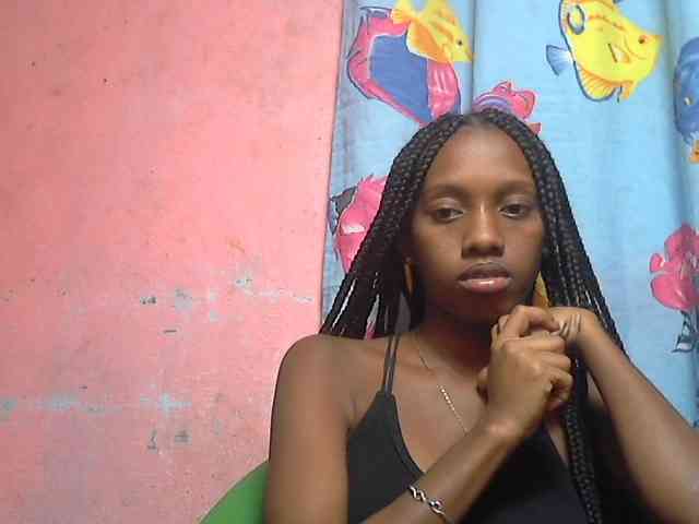 Marceliahh webcam