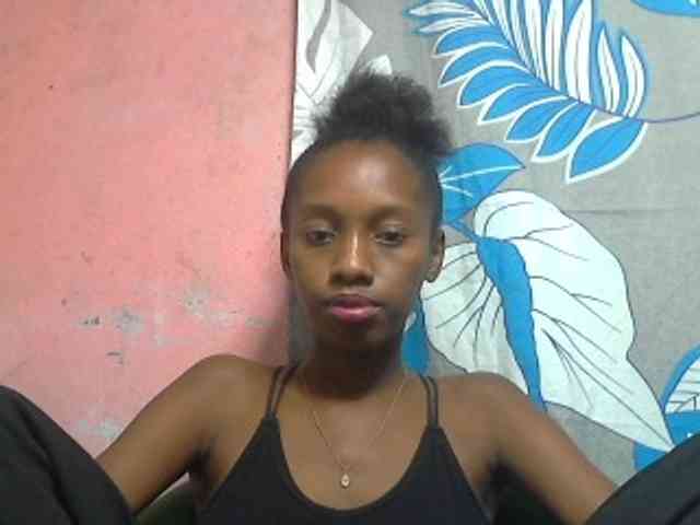 Marceliahh webcam