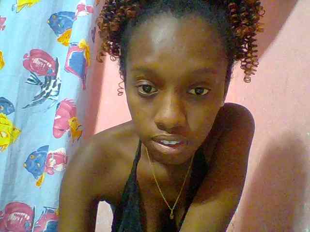 Marceliahh webcam