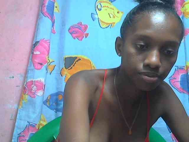 Marceliahh webcam