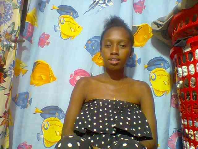 Marceliahh webcam