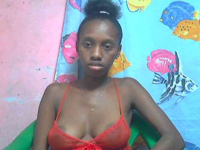 Marceliahh webcam