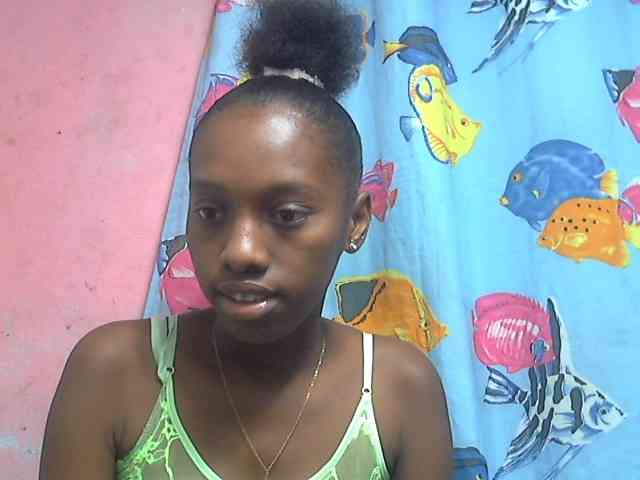 Marceliahh webcam