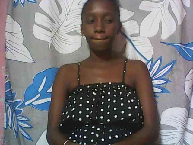 Marceliahh webcam