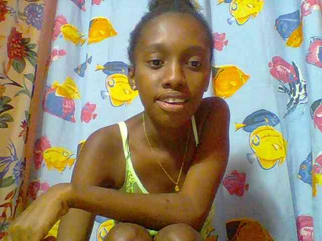 Marceliahh webcam