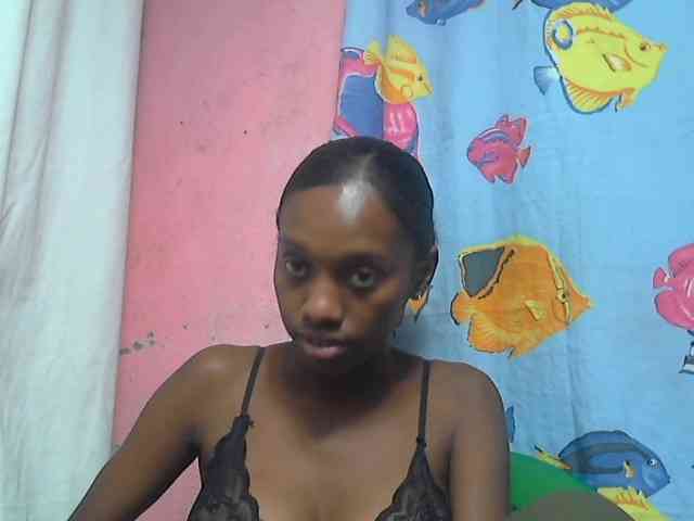 Marceliahh webcam