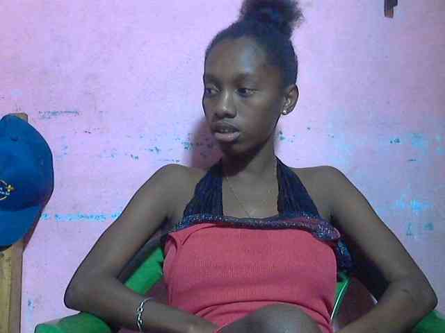 Marceliahh webcam