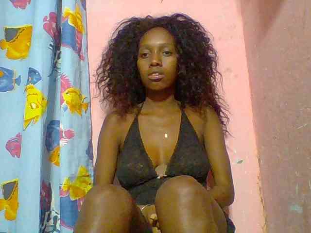 Marceliahh webcam