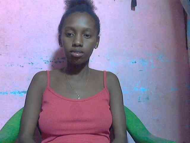 Marceliahh webcam