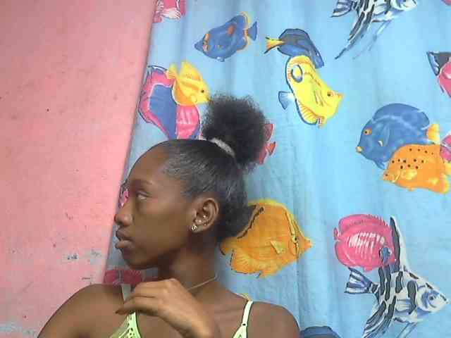 Marceliahh webcam