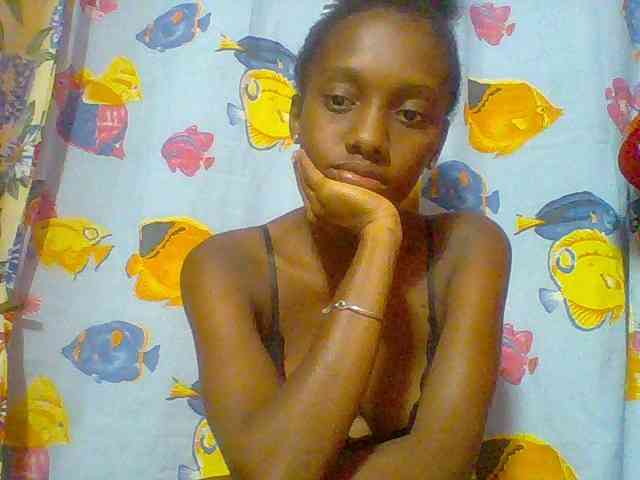 Marceliahh webcam