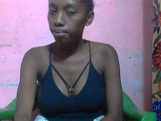 Marceliahh webcam