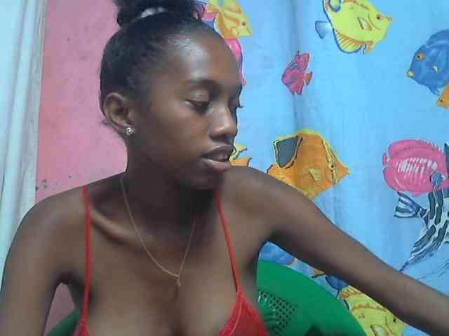 Marceliahh webcam