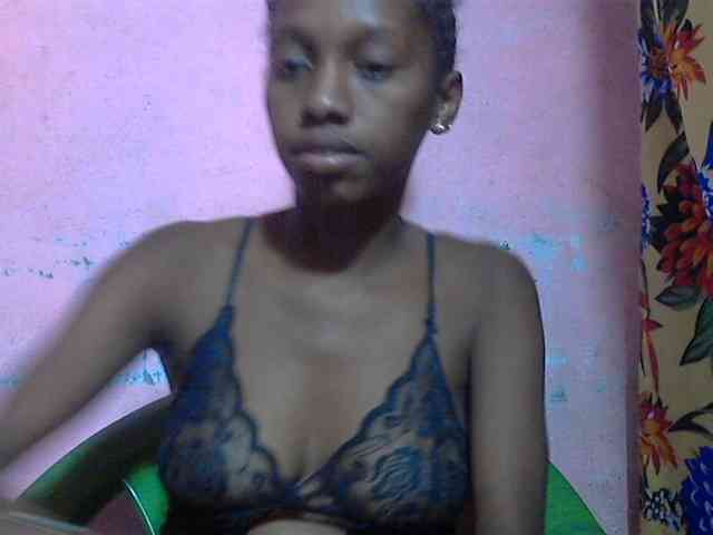 Marceliahh webcam